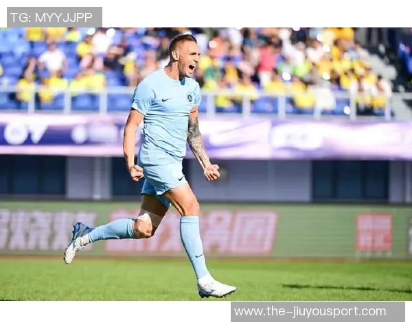 十人新鹏城客场发威杜加利奇破门助球队2-0领先三镇